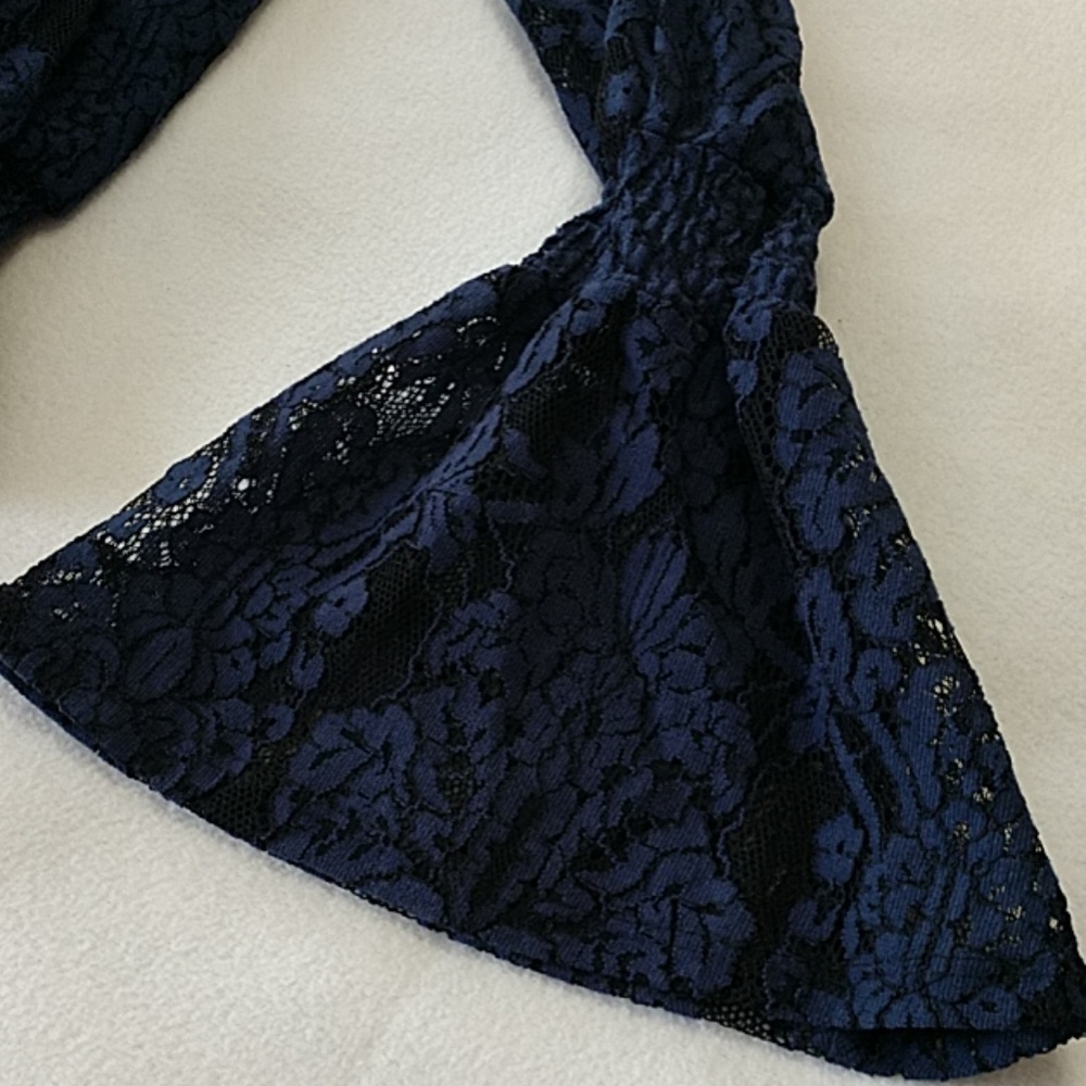 NEW Sexy One Shoulder Top Lace Stretch Split Sleeve Long Bell Bold Elements Sm - Picture 7 of 8